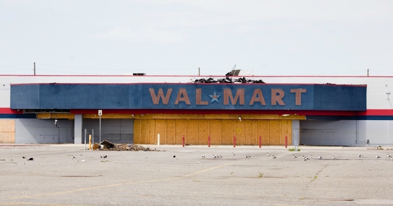 "Walmart’s store closures may be less an initial stumble along a path toward demise than a move to abandon communities that Walmart has decided simply aren’t worth the trouble," writes Stacy Mitchell. (Photo:Thomas Hawk/flickr/cc)