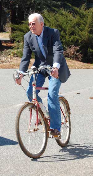  Jimmy Carter on bicycle. Plains, Georgia, USA, on President's Day 2008. Photo credit: Bubba73 at English Wikipedia [CC BY-SA 3.0 or GFDL via Wikimedia Commons