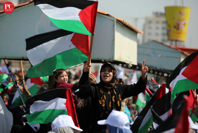 Palestinian women rally in Gaza. (Photo: Mahmoud Ajjour, The Palestine Chronicle)